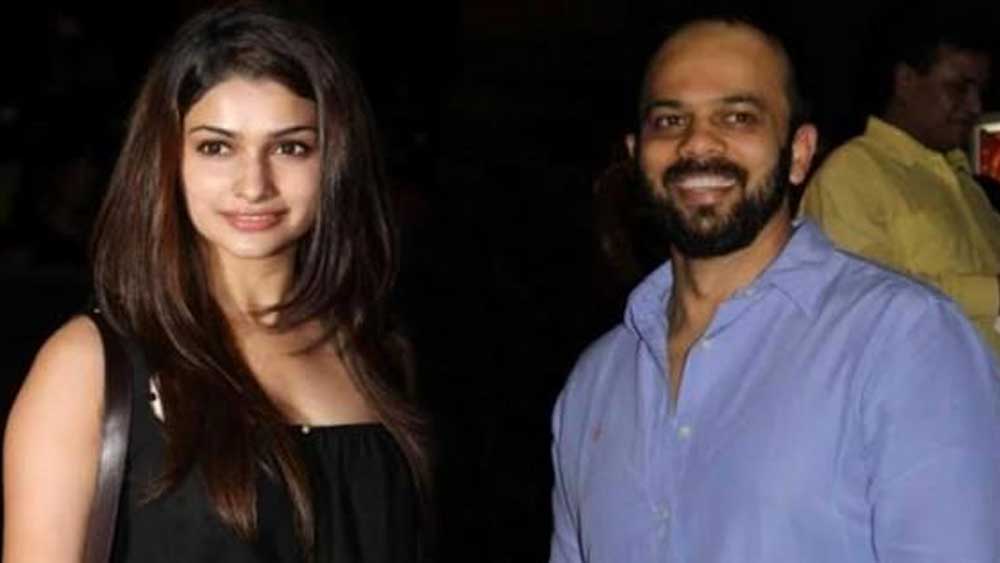 ২০১৩ সাল নাগাদ রোহিত-প্রাচীর বিচ্ছেদ নিয়ে খবর আসতে থাকে। কারণ দু’জনের পরিবারে তাঁদের সম্পর্ক নিয়ে আপত্তি ছিল। এর পর রোহিত ফিরে যান স্ত্রী ও দুই সন্তানের কাছে। প্রাচী আবার ঘুরেফিরে চলে আসেন তাঁর আগের জায়গায়।