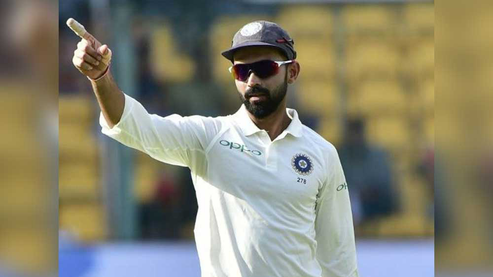 অজিঙ্ক রাহানে: বিরাট না থাকায় দলের দায়িত্ব তাঁর হাতে। দলকে ঠিকমতো পরিচালনা করা ছাড়াও ক্যাপ্টেন রাহানের ব্যাট থেকেও রানও আশা করবে দল।