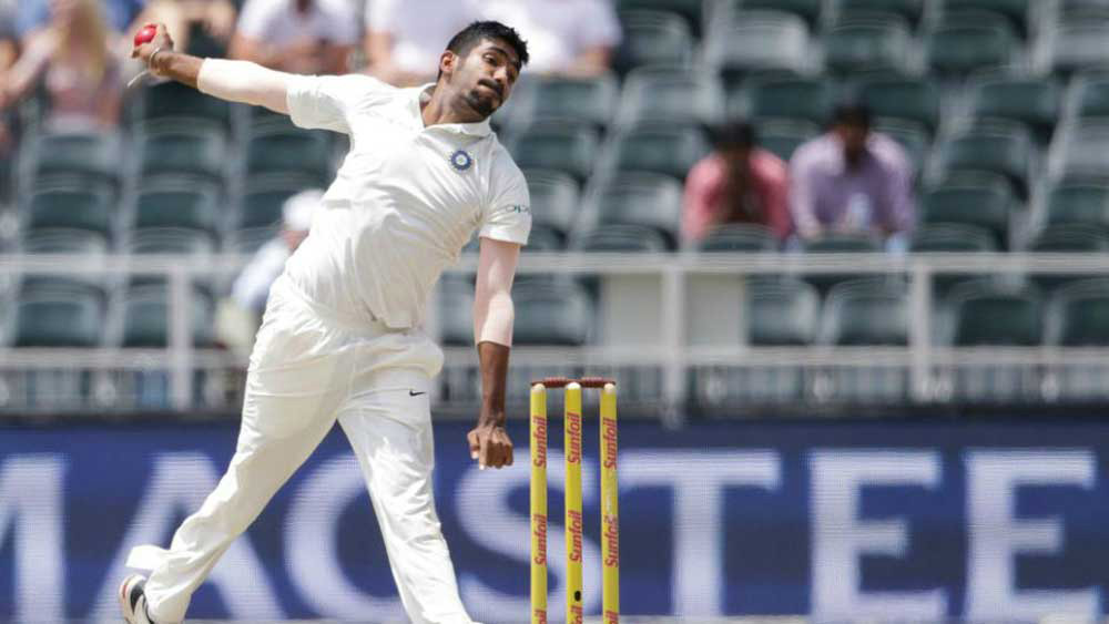 যশপ্রীত বুমরা: বল হাতে তিনি দলের সেরা ভরসা। প্রথম টেস্টে ভালই বল করেছেন। বক্সিং ডে টেস্টেও তাঁর গতি আর সুইংয়ের দিকেই তাকিয়ে থাকবে দল।