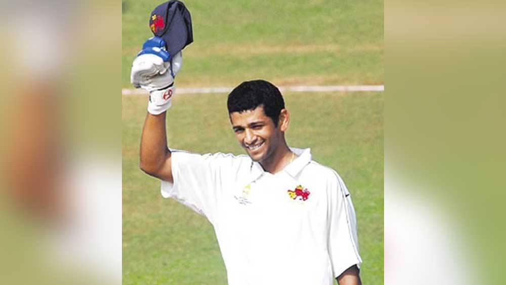 বর্তমানে তিনিই রঞ্জি ক্রিকেটে সর্বোচ্চ রান সংগ্রহকারী ব্যাটসম্যান। তাঁর আগে এই রেকর্ড ছিল অমল মুজুমদারের। ২০১৮ সালের নভেম্বরে প্রথম ব্যাটসম্যান হিসেবে তিনি রঞ্জি ক্রিকেটে ১১ হাজার রানের মালিক হন।