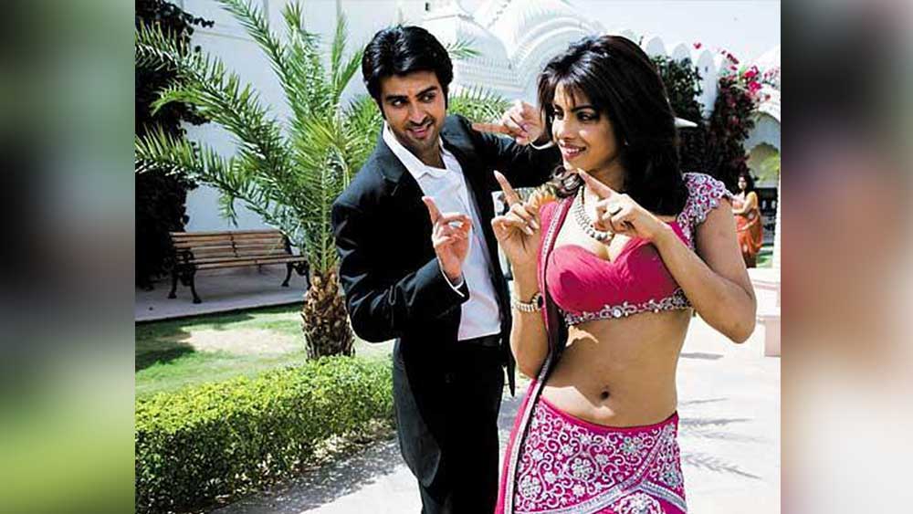 ছবিতে হরমনের বিপরীতে ১২টি আলাদা চরিত্রে অভিনয় করেছিলেন প্রিয়ঙ্কা চোপড়া। কিন্তু এই ছবিরও লক্ষ্মীভাগ্যে মন্দা। বক্স অফিসে ব্যর্থ হয় ছবিটি।