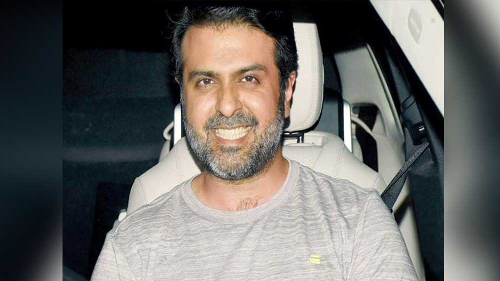 অতীতের সেই সুদর্শন হরমনকে নতুন চেহারায় দেখে হতাশ হন দর্শকরা। সর্বত্র বডি শেমিংয়ের শিকার হন তিনি।