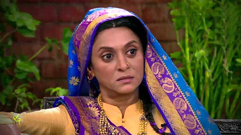 এ বছরের মার্চ মাসে প্রয়াত হয়েছেন ইমতিয়াজ। ব্যক্তিগত জীবনে একা হয়ে যাওয়ার পরে কৃতিকার সময় আবর্তিত হয় অভিনয়কে ঘিরেই।