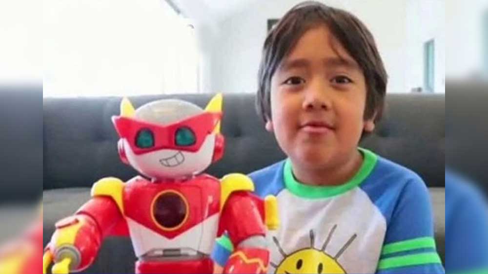 তবে ইউটিউবার রায়ানের চ্যানেলের বিরুদ্ধে ইতিমধ্যেই অনেক অভিযোগ উঠেছে।