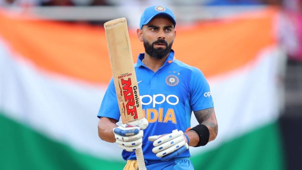 একমাত্র এশীয় ক্যাপ্টেন হিসেবে অস্ট্রেলিয়ার মাটিতে টেস্ট সিরিজ জেতার কৃতিত্ব রয়েছে বিরাট কোহালির। ২০১৪-’১৫ মরসুমে টিম ইন্ডিয়ার ক্যাপ্টেন্সি পাওয়ার পর থেকে প্রায়শই নয়া নজির গড়েছেন তিনি। ৫৬টি টেস্ট ম্যাচে ৩৩টি জয় এসেছে তাঁর নেতৃত্বে।