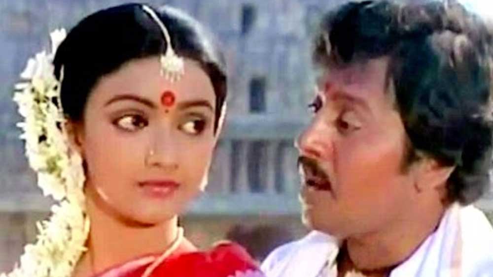 ১৮ বছর বয়সে নায়িকা হিসেবে পর্দায় আত্মপ্রকাশ শান্তিপ্রিয়ার। অভিনয় করেছিলেন তামিল ছবি ‘এঙ্গা উরু পাতুক্রান’-এ। এর পর দক্ষিণী ইন্ডাস্ট্রির বেশ কিছু ছবিতে অভিনয় করেন তিনি। হয়ে ওঠেন তামিল ও তেলুগু ছবির সুপারস্টার।