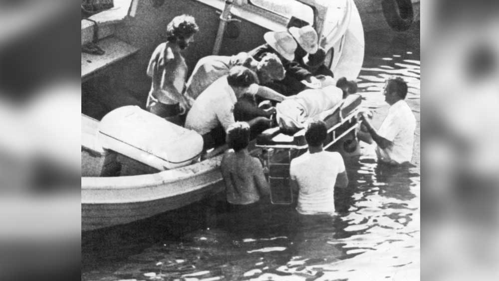 বিস্ফোরণে মারা যান মাউন্টব্যাটেনের নাতি নিকোলাস এবং মাঝি পল ম্যাক্সওয়েল। দুর্ঘটনার পরের দিন প্রয়াত হন প্যাট্রিসিয়ার শাশুড়ি ডোরিন তথা ডোয়াগের লেডি ব্র্যাবোর্ন। এই ঘটনা তথা মাউন্টব্যাটেনকে হত্যার দায় স্বীকার করেছিল আইআরএ। মাউন্টব্যাটেনকে হত্যার দিনই উত্তর আয়ারল্যান্ডের ওয়ারেনপয়েন্টে আরও ১৮ জন ব্রিটিশ সৈন্যকেও হত্যা করেছিল আইআরএ।