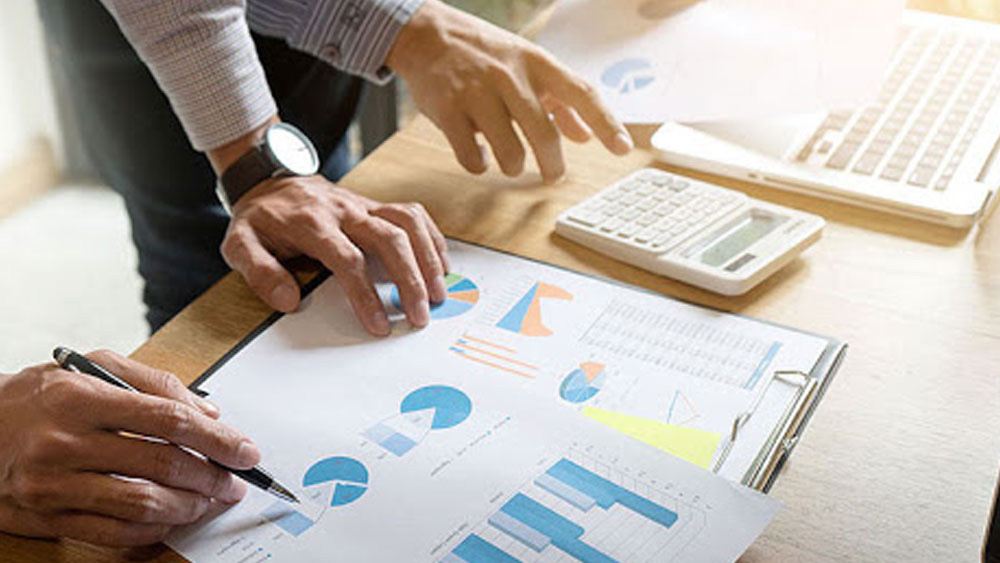 এর আগে একটি নামী ইন্টিগ্রেটেড মার্কেটিং ফার্মে তিনি বিশেষজ্ঞ হিসেবে কাজ করেছেন।