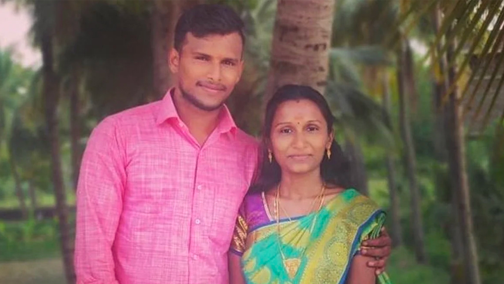 তিনি প্রথম নজরে আসেন তামিলনাড়ু ক্রিকেট অ্যাসোসিয়েশনের চতুর্থ ডিভিশনে বিএসএনএল-এর হয়ে খেলে। গ্রামের ধুলোয় টেনিস বলে ক্রিকেট খেলতে শুরু করা নটরাজনের প্রাথমিক লক্ষ্য ছিল তামিলনাড়ুর হয়ে খেলা। সেই স্বপ্ন পূরণ হয় ২০১৪ সালে। তিনি সুযোগ পান রঞ্জি দলে।