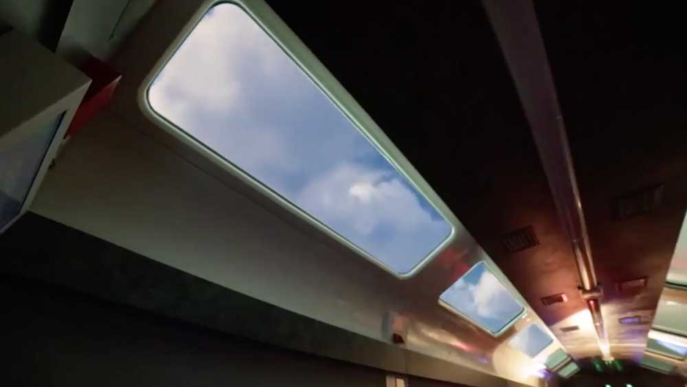 কামরাগুলির মূল বৈশিষ্ট হল এর এক দিকে থাকবে কাচের বড় বড় জানলা। ছাদেও থাকবে কাচের প্যানেল।