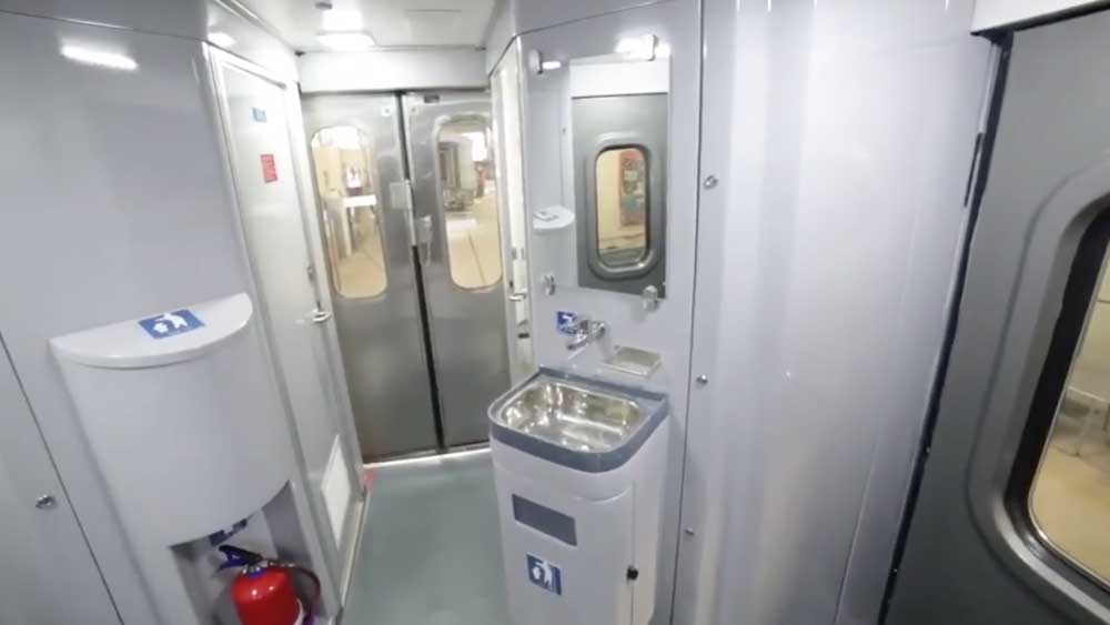 কামরায় থাকবে অত্যাধুনিক এফআরপি মডিউলার টয়লেট এবং স্বয়ংক্রিয় অগ্নিনির্বাপণ ব্যবস্থা।