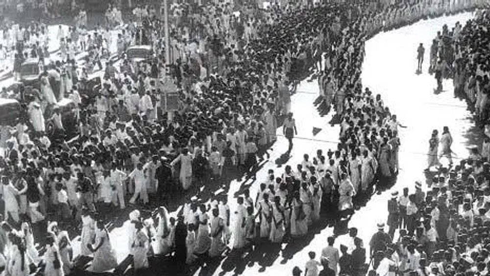 তাঁর পত্রিকাও তেলুগু মানুষদের কাছে জনপ্রিয় হয়ে ওঠে। নতুন রাজ্যের ওই আন্দোলনে মুখ্য ভূমিকা নিয়েছিলেন তিনি। ১৯২৪ থেকে ১৯৩৪ সাল পর্যন্ত অন্ধ্র স্টেট কংগ্রেস কমিটির প্রেসিডেন্ট ছিলেন তিনি।