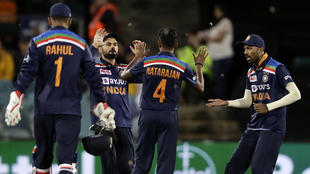 ভারতীয় দল গত ১০টি টি-টোয়েন্টি ম্যাচে অপরাজিত রয়েছে। ফলে টি-টোয়েন্টিতে ভারত বারবরই একটা বড় শক্তি।