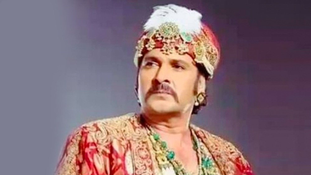 টেলিভিশনে শাহবাজ খানের আরও একটি আইকনিক অভিনয় হল ‘দ্য সোর্ড অব টিপু সুলতান’ ধারাবাহিকে হায়দর আলির চরিত্রে। যে ক’টি পর্বে তিনি ছিলেন, নিজের অভিনয়ের ছাপ রেখে গিয়েছেন।