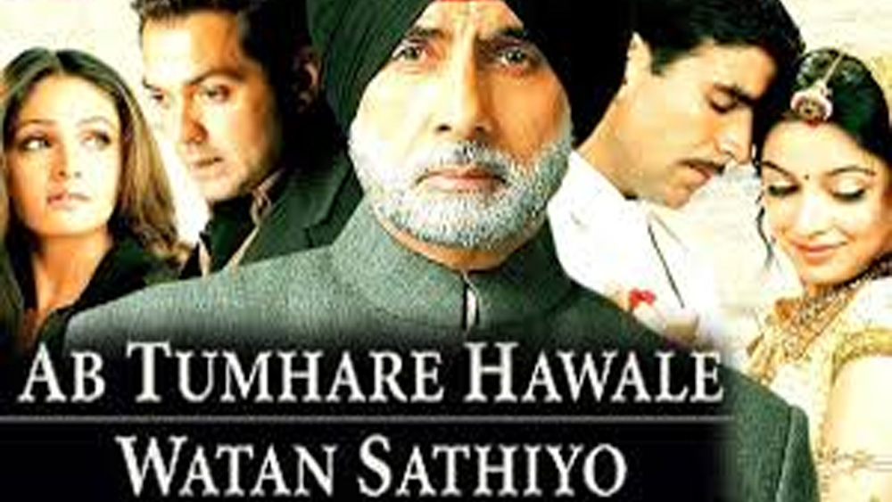 দক্ষিণী ইন্ডাস্ট্রিতে অভিষেক হওয়ার পরে বলিউড থেকেও ডাক আসতে সময় লাগল না। ২০০৪ সালে মুক্তি পেয়েছিল তাঁর প্রথম হিন্দি ছবি ‘অব তুমহারে হাওয়ালে বতন সাথিয়োঁ।’