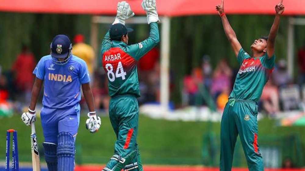 তিনি উইকেটের পিছনে থেকে বিপক্ষের ব্যাটসম্যানদের পর্যবেক্ষণ করতে ভালবাসেন। ফলে এতে তাঁর অধিনায়কত্বে সুবিধে হয়। জাতীয় দলের অধিনায়কত্বকেও বেশি গুরুত্ব দিতে নারাজ তিনি। বরং, এই তরুণ তুর্কি মনে করেন, দলীয় ক্রীড়া হিসেবেই দেখা উচিত ক্রিকেটকে।