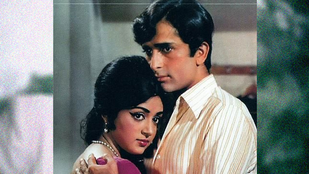 শশী কপূর ছিলেন অত্যন্ত খোলামেলা মনের মানুষ। তাঁর ব্যক্তিগত জীবন, তাঁর শৈশবের কোনও কিছু নিয়েই রাখঢাক করেননি। তিনি জানিয়েছেন, তাঁর মায়ের কাছে তিনি ছিলেন অনাকাঙ্ক্ষিত সন্তান।