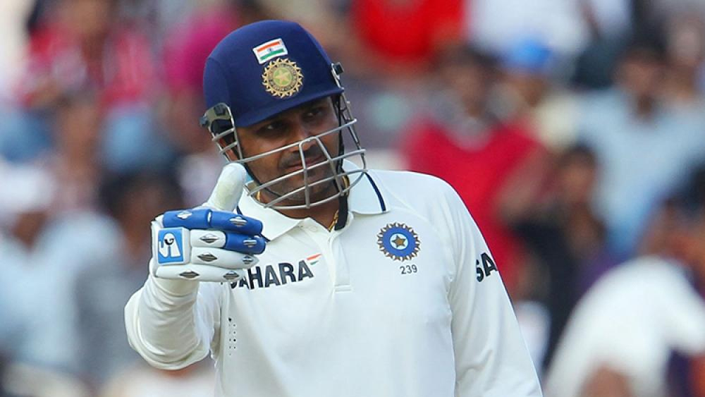 বীরেন্দ্র সহবাগ কিউয়িদের বিরুদ্ধে টেস্টে খেলেছেন ২১ ইনিংস। ৪৪.১৫ গড়ে করেছেন ৮৮৩ রান। তার মধ্যে রয়েছে দুটো সেঞ্চুরি ও তিনটি হাফ-সেঞ্চুরি। ভারতের সবচেয়ে আক্রমণাত্মক টেস্ট ওপেনার তিনি। একমাত্র ভারতীয় হিসেবে টেস্টে দুটো ট্রিপল সেঞ্চুরি রয়েছে তাঁর। টেস্টে তাঁর স্ট্রাইক রেটও চোখ কপালে তোলার মতো, ৮২.৩৩!