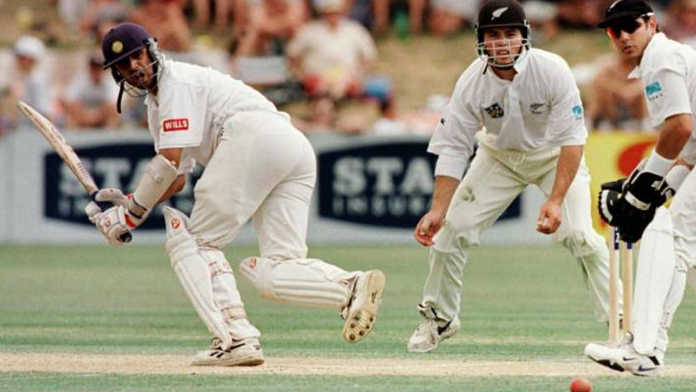 রাহুল দ্রাবিড়ই নিউজিল্যান্ডের বিরুদ্ধে টেস্টে সফলতম ভারতীয় ব্যাটসম্যান। ২৮ ইনিংসে ৬৩.৮০ গড়ে তিনি করেছেন ১৬৫৯ রান। তার মধ্যে ছয় সেঞ্চুরি ও ছয় হাফ-সেঞ্চুরি রয়েছে। ভারতীয় ক্রিকেটে তাঁকে বলা হয় ‘দ্য ওয়াল’। যা কিউয়িদের বিরুদ্ধে তাঁর পারফরম্যান্সেই প্রতিফলিত।