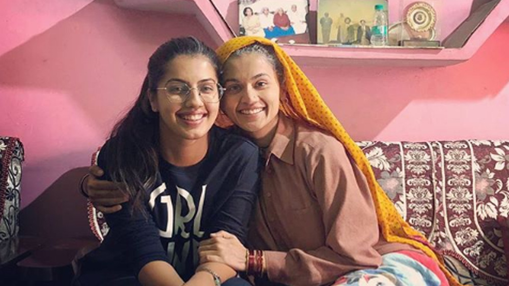 যদি সে রকম হয়, তবে তিনি মানতে পারবেন না। কারণ, বোন শগুনকে তিনি সবথেকে বেশি ভালবাসেন। জানিয়েছেন, তাপসী।