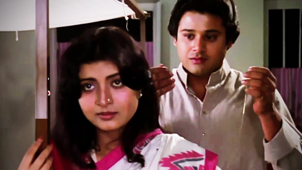 দেবশ্রী রায়ের সঙ্গে জুটি বেঁধে তাঁর দ্বিতীয় ছবি ‘ভালবাসা ভালবাসা’-ও সুপার হিট হয়েছিল বক্স অফিসে। এই জুটি সে সময়ে দর্শকদের কাছে বাংলা সিনেমার সবচেয়ে চাহিদা সম্পন্ন জুটিতে পরিণত হয়েছিল।