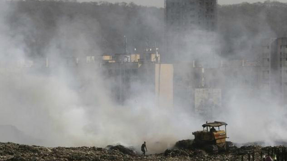 বায়ুদূষণের কারণে ভারতে বছরে গড়ে ১২ লক্ষ লোকের মৃত্যু হয়। শুধু ২০১৭ সালেই ২ লক্ষ শিশু মারা গিয়েছে বায়ুদূষণজনিত রোগে, যার মধ্যে আছে অপরিণত অবস্থায় জন্ম, অপুষ্টি, হৃদরোগ, উচ্চ-রক্তচাপ ইত্যাদি।