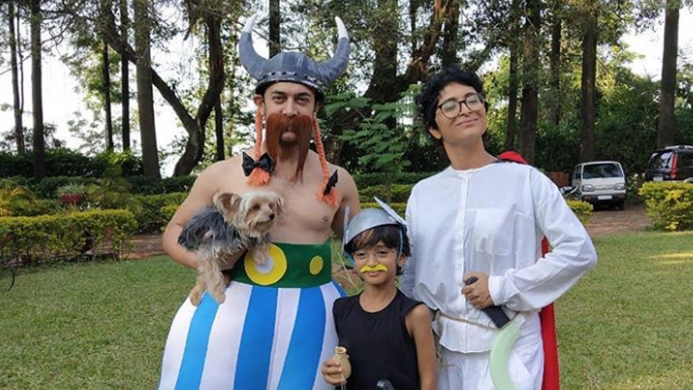 ২০০৪ সালে বিবাহবিচ্ছেদ হয়ে যায় আমির-রীনার। এরপর কিরণ রাওকে বিয়ে করেন আমির খান। ২০১১ সালে সারোগেসির মাধ্যমে জন্ম হয় তাঁদের সন্তান আজাদের।