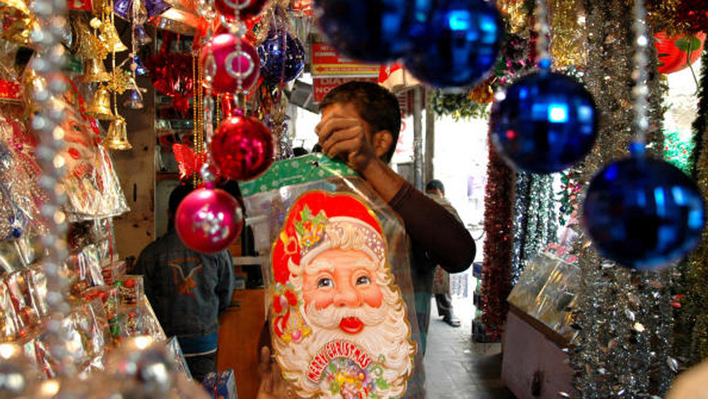 সাবেক কলকাতায় উপযুক্ত শিক্ষা প্রতিষ্ঠানের অভাবে সমস্যায় পড়তেন ঔপনিবেশিক ব্রিটিশরা। তাঁদের মধ্যে অনেকেই স্কুল খোলার বিষয়ে উদ্যোগী হন। তাঁদের লক্ষ্য ছিল, নিজেদের সন্তানদের লেখাপড়ার যাতে কোনও অসুবিধে না হয়। পরবর্তীকালে নিজেদের কাজের প্রয়োজনেই তাঁরা ‘নেটিভদের’ শিক্ষার দিকে মনোনিবেশ করে।