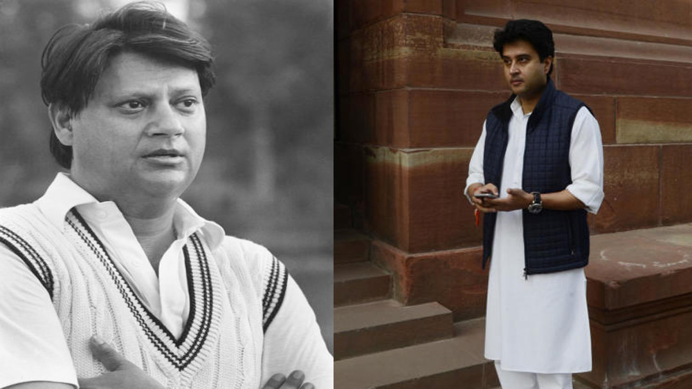 বাবা মাধবরাওয়ের পথ অনুসরণ করে রাজনীতিতে পা রাখেন ছেলেও। তবে তাঁর রাজনীতিতে আগমন মাধবরাওয়ের মৃ্ত্যুর পরে। ২০০১ সালের ৩০ সেপ্টেম্বর উত্তরপ্রদেশে বিমান দুর্ঘটনায় মারা যান প্রাক্তন কেন্দ্রীয় মন্ত্রী তথা তৎকালীন কংগ্রেস সাংসদ মাধবরাও সিন্ধিয়া।