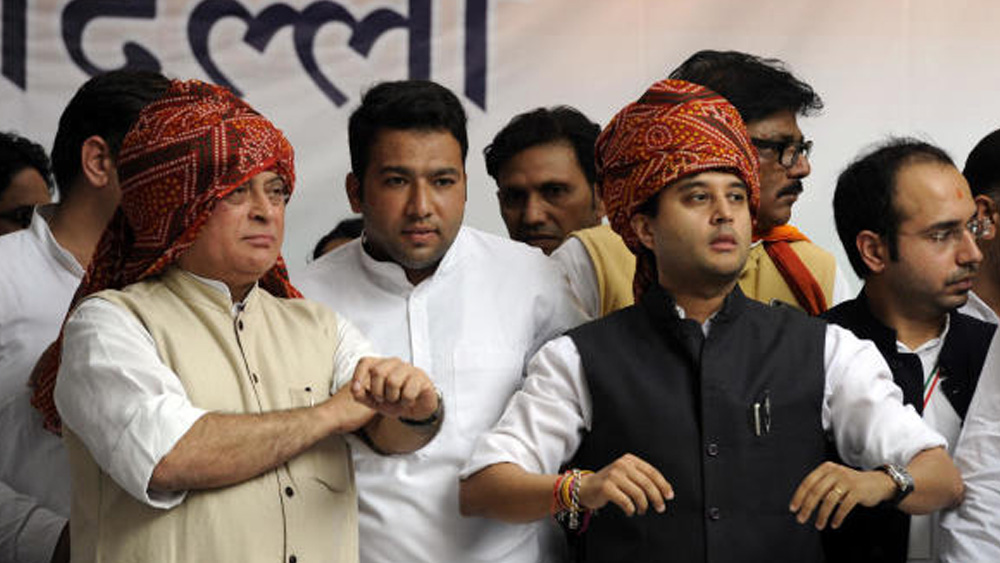 ২০১২-য় মন্ত্রিসভায় রদবদলের পরে জ্যোতিরাদিত্য সিন্ধিয়া শক্তি মন্ত্রকের স্বাধীন দায়িত্বপ্রাপ্ত প্রতিমন্ত্রী হিসেবে দায়িত্ব গ্রহণ করেন। ২০১৪-তেও লোকসভা নির্বাচনে তিনি জয়ী হন গুনা থেকে।