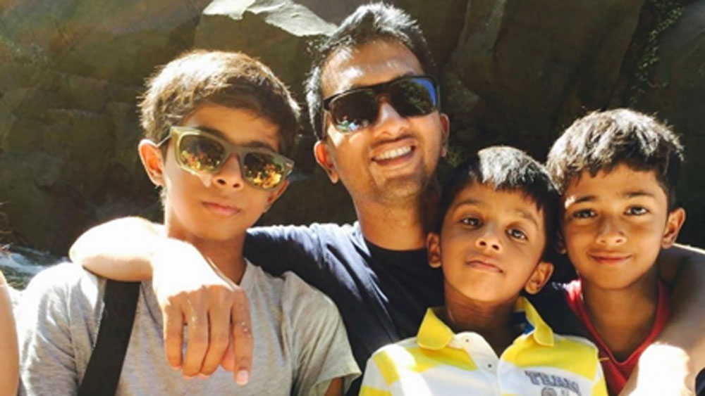 তিনি পিসি মুস্তাফা। কেরলের ওয়ানাডের এক প্রত্যন্ত এলাকায় তাঁর জন্ম। পরিবারের কেউই পড়াশোনা করেননি। মুস্তাফাই পরিবারের প্রথম সন্তান যিনি স্কুলে ভর্তি হন। তবে দারিদ্র এবং সঠিক পরিবেশের অভাব তাঁর পড়াশোনায় প্রথম থেকেই বাধা হয়ে দাঁড়িয়েছিল।