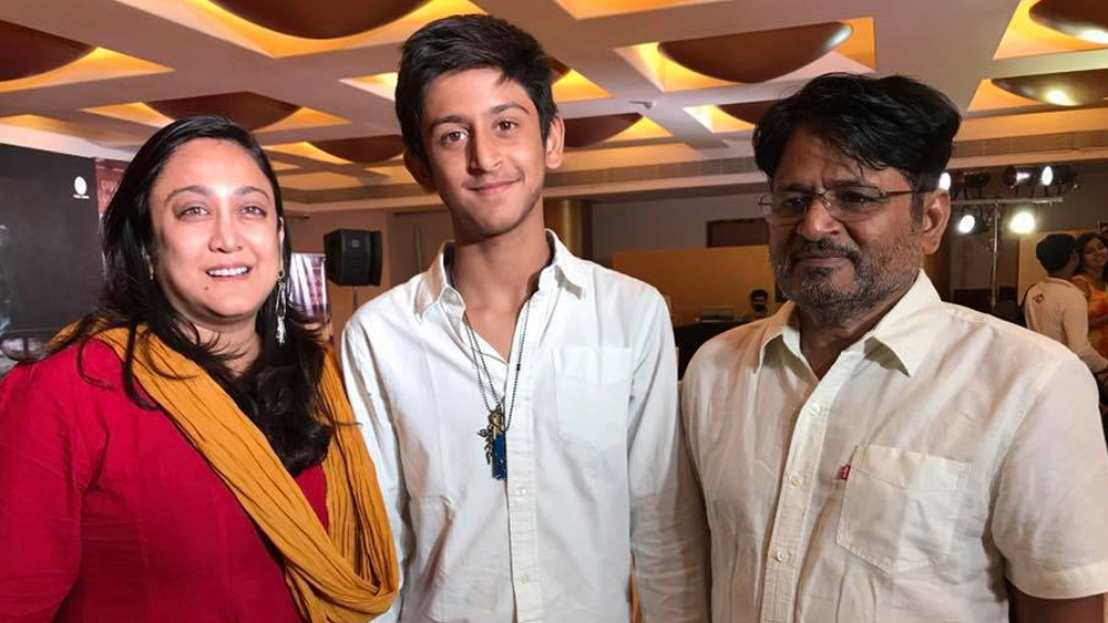 নন্দিতার সঙ্গে সম্পর্ক শেষ হয়ে যাওয়ার পরে লগনের ‘ভুরা’ রঘুবীর যাদবের জীবনে আসেন অভিনেত্রী রোশনি আচার্য।