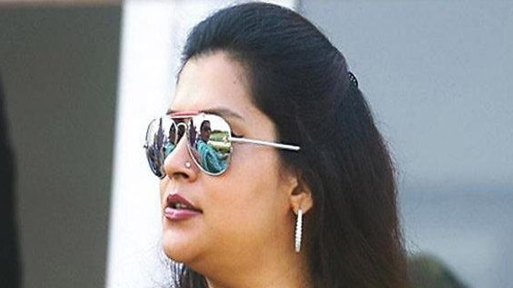 দীর্ঘদিন পরিত্যক্ত অবস্থায় থাকা এই প্রাসাদকে ধীরে ধীরে হোটেলে পরিণত করা হয়। মূল উদ্যোগী ছিলেন চিত্রাঙ্গদারাজে সিংহ-ই। ২৬ ঘরের এই হোটেল বিখ্যাত হিমালয়ের ধৌলাধর শ্রেণির অপূর্ব রূপ দেখতে পাওয়ার জন্য। তবে পরবর্তী সময়ে মালিকানার হাতবদল হয়েছে।