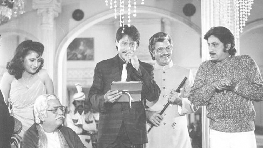 রণবীরের ইচ্ছে ছিল, প্রেম ভবিষ্যতে চিকিৎসক বা আইএএস অফিসার হোক। কিন্তু প্রথম থেকেই প্রেমের ঝোঁক ছিল অভিনয়ে। বাবা-মায়ের ইচ্ছের বিরুদ্ধেই তিনি অভিনয় দুনিয়ায় পা রাখার সিদ্ধান্ত নেন।