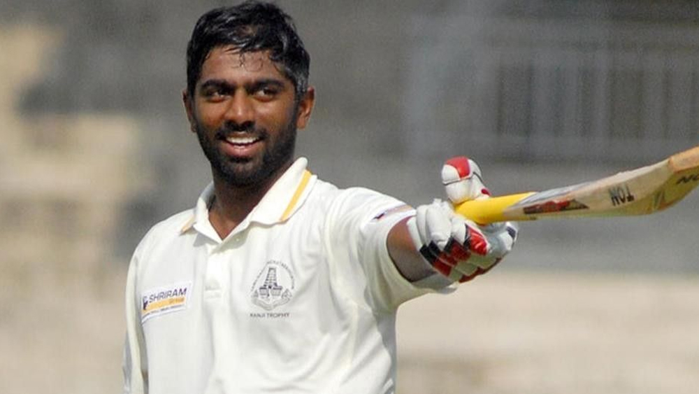 অভিনব মুকুন্দ: তামিলনাড়ুর বাঁ-হাতি ওপেনার এই মরসুমে ছয় ম্যাচে ৫৬৪ রান করেছেন। গড় ৭০.৫০। সর্বোচ্চ ২০৬। এ বারের রঞ্জিতে ওপেনাররা তেমন সাফল্য পাননি। কিন্তু তার মধ্যেও প্রথম শ্রেণির ক্রিকেটে ১০ হাজার রান পূর্ণ করেছেন মুকুন্দ। রঞ্জিতে খেলেছেন শততম ম্যাচ। আর তাতে সেঞ্চুরিও করেছেন। আরও ম্যাচ পেলে রান বাড়ত তাঁর।