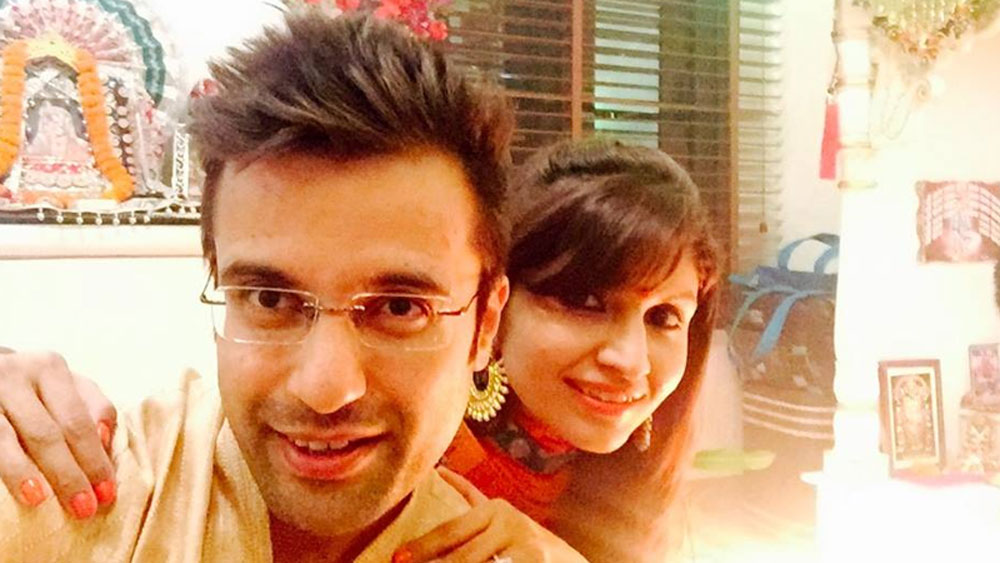 সন্দীপ মেধাবী ছিলেন। কিন্তু পারিবারিক সঙ্কটের জেরে পড়াশোনাও খুব বেশি দূর চালাতে পারেননি। কিরোরিমল কলেজে পড়ছিলেন। কিন্তু মাঝ পথেই পড়া থামিয়ে দিতে হয় তাঁকে।