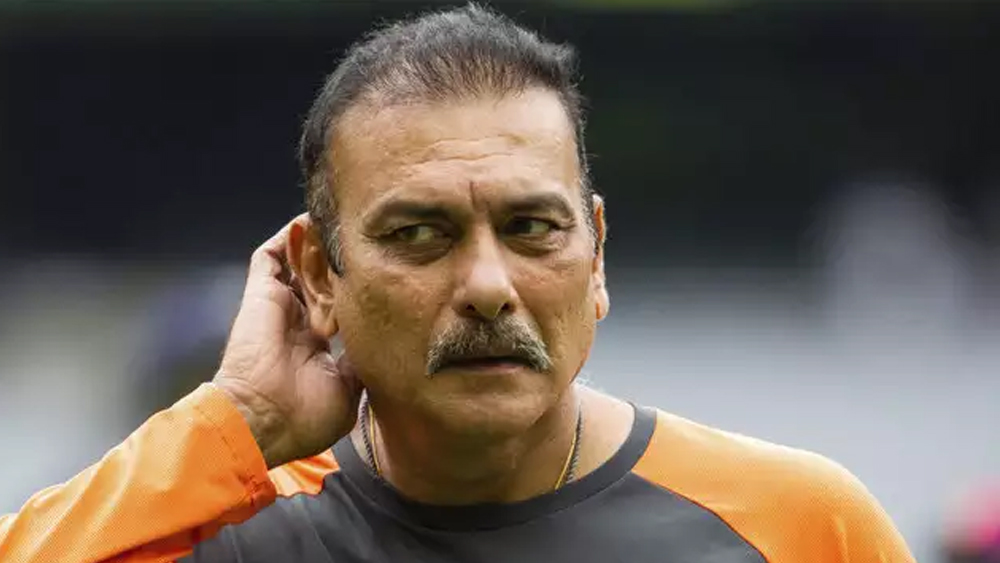 প্রধান কোচ রবি শাস্ত্রী একসময় দাবি করতেন যে, বিদেশ সফরের রেকর্ডে কোহালিরাই গত ১৫ বছরে ভারতের সেরা দল। কিন্তু, পারফরম্যান্স অন্য কথাই বলছে। এ আগে ২০১৮ সালে দক্ষিণ আফ্রিকায় গিয়ে ১-২ সিরিজ হেরেছে দল। ২০১৮ সালেই ইংল্যান্ডে টেস্ট সিরিজ হারতে হয়েছে ১-৪ ফলে।