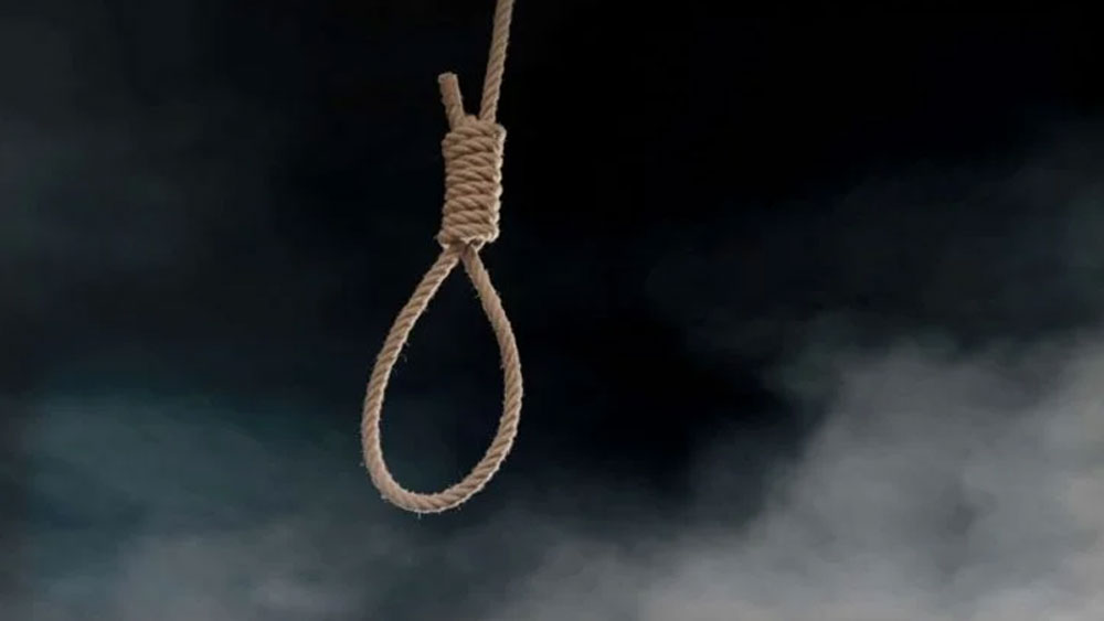 ঠিক কতজনকে ফাঁসি দেওয়া হয়েছে, দুর্ভাগ্যজনকবশত তার নির্দিষ্ট কোনও সরকারি হিসাব নেই।  ২০১৬ সালে দিল্লির ন্যাশনাল ল ইউনির্ভাসিটি (এনএলইউ)-র তথ্য অনুযায়ী, ১৯৪৭-এর পর থেকে এখনও পর্যন্ত মোট ৭৫৫ জনকে ফাঁসি দেওয়া হয়েছে। এ বার তার সঙ্গে আরও ৪ যোগ হয়ে দাঁড়াল ৭৫৯। এই সমীক্ষা করার সময়ই  এনএলইউ জানিয়েছিল, “খুব দুর্ভাগ্যজনক ভাবে কারাকর্তা এবং সরকারি বিভিন্ন বিভাগের কাছে ফাঁসি নিয়ে সঠিক তথ্য পাওয়া যায়নি।”