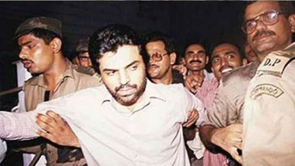 আজকের আগে দেশ শেষ ফাঁসি দেখেছে ২০১৫ সালে। ১৯৯৩ সালে মুম্বই বিস্ফোরণে দোষী ইয়াকুব মেননের ফাঁসি হয় সে দিন। মহারাষ্ট্রের নাগপুর সেন্ট্রাল জেলে ২০১৫ সালের ৩০ জুলাই ফাঁসি হয় তার।