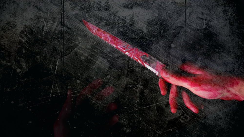 সিরিয়াল কিলার জ্যাক দ্য রিপারের ভয়ে ত্রস্ত ছিল উনিশ শতকের লন্ডন। শিকারের দেহ চিরে খুন করার ধরন থেকে তার নামের সঙ্গে জুড়েছিল ‘রিপার’ শব্দটি। তার পরিচয় এবং সে নিজে অধরাই থেকে যায় লন্ডন পুলিশের কাছে। কিন্তু জ্যাক দ্য রিপারেরও আট বছর আগে কলকাতায় একের পর এক তরুণীকে খুন করত ত্রৈলোক্যতারিণী। এবং তা করত স্রেফ গয়নার লোভে। খুনের পাশাপাশি সিদ্ধহস্ত ছিল অন্য অপরাধেও।