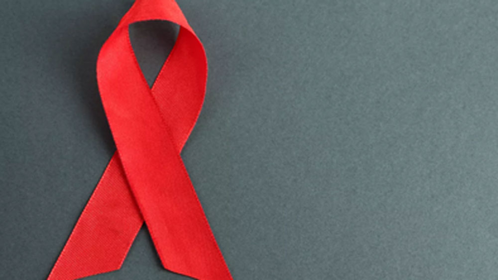 এইচআইভি/এইডস: ১৯৭৬ সালে কঙ্গোতে প্রথম দেখা গিয়েছিল। তবে তখনই তা অতিমারির আকার নেয়নি। অতিমারির আকার নিয়েছিল ২০০৫ থেকে ২০১২ সাল পর্যন্ত। এই সময়ে সবচেয়ে বেশি ক্ষতিগ্রস্ত হয়েছিল আফ্রিকা। এই রোগের ফলে সারা বিশ্বে এই সময়কালের মধ্যে সাড়ে তিন কোটি মানুষের মৃত্যু হয়েছিল।