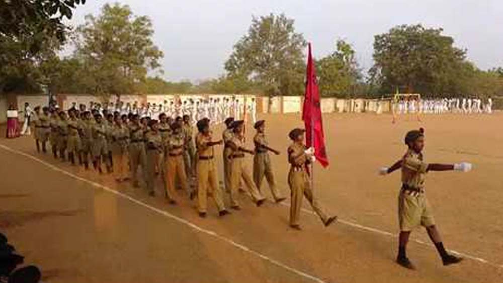 যে কিশোরী তাকে আঘাত করে পালিয়ে যেতে পেরেছিল, সে উমেশকে দেখে চিনে ফেলে প্রজাতন্ত্র দিবসের প্যারেডে। ধরা পড়ার পরে পুলিশি জেরায় প্রকাশ্যে আসে উমেশের অন্য অপরাধ। তাকে গ্রেফতার করা হয়। কিন্তু প্রমাণের অভাবে সে ছাড়া পেয়ে যায় ২০০৪ সালে।