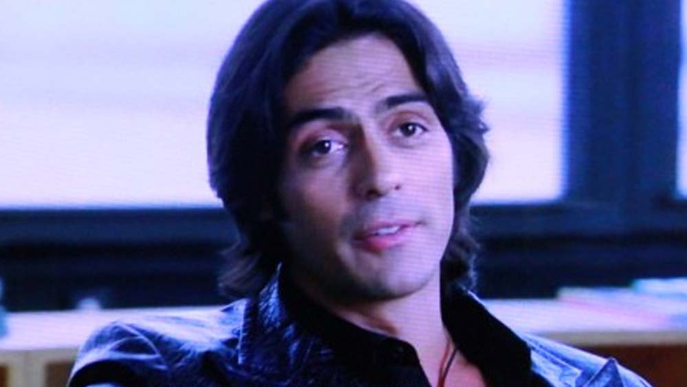 এর পর ‘ডন’, ‘ওম শান্তি ওম’ ছবিতে অভিনয়ের সূত্রে ইন্ডাস্ট্রিতে পরিচিত পান তিনি। ২০০৮ সালে ‘রক অন’ ছবিতে অর্জুনের অভিনয় পুরো দৃশ্যটা আমূল বদলে দেয়। ইন্ডাস্ট্রির প্রথম সারির নায়কের তালিকায় তিনি উঠে আসেন। পার্শ্বচরিত্রে অভিনয়ের সুবাদে পান জাতীয় পুরস্কার।