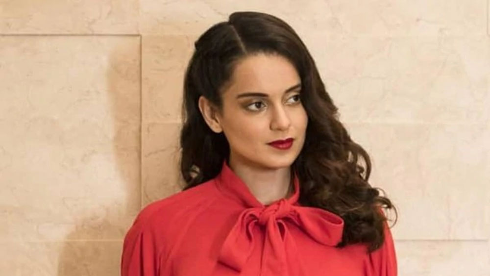 এমনকি কঙ্গনা নাকি তাঁকে মারধরও করতেন। তাঁর উপর ‘কালাজাদু’ও করেছিলেন কঙ্গনা, ওই সাক্ষাত্কারে জানান অধ্যয়ন। এর পর আর খুব বেশি দিন এগোয়নি তাঁদের সম্পর্ক। তবে ব্রেক আপের পরও কঙ্গনা নাকি তাঁর পিছু ছাড়েননি।