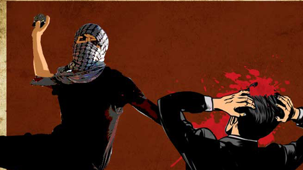 ঘাতকের পঞ্চম শিকার ২১ অগস্ট রাতে। কোল্লামের চিন্নক্কড়া এলাকায় পুরসভা এলাকার বারান্দায় ঘুমোচ্ছিলেন ৪৫ বছরের সুদর্শন। তাঁকেও মাথায় আঘাত করা হয় পাথর দিয়ে।