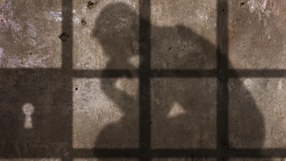 দু বছর পরে ফের অটো শঙ্কর ধরা পড়ে পুলিশের জালে। বিচারে তার প্রাণদণ্ড হয়। তার পাঁচ সঙ্গীকে যাবজ্জীবন কারাদণ্ডে দণ্ডিত করা হয়। পাশাপাশি শঙ্করকে জেল থেকে পালাতে সাহায্য করার দায়ে কারাবাসের শাস্তি হয় তিনজন ওয়ার্ডেনের।