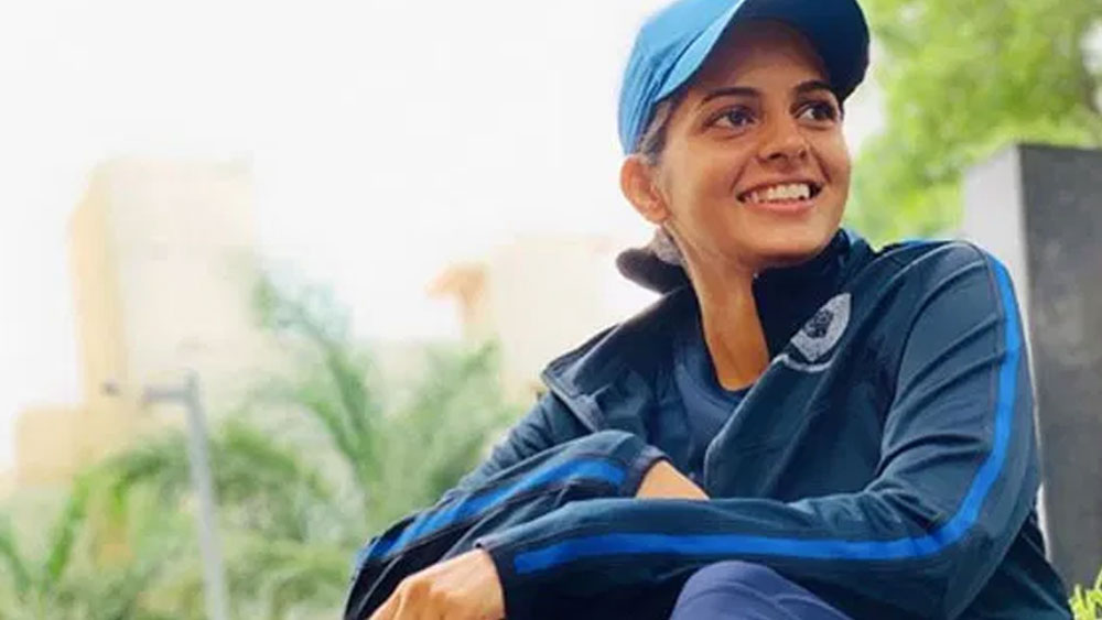 এই মুহূর্তে অস্ট্রেলিয়ায় টি২০ বিশ্বকাপ খেলছেন তিনি। উচ্চারণে নামটা ছোট শোনালেও, এর কয়েকশো গুণ বড় তাঁর মনের জোর। সেই মনের জোরেই রাজস্থানের মধ্যবিত্ত পরিবারের মেয়ে প্রিয়া আজ ক্রিকেটের বিশ্ব মঞ্চে।