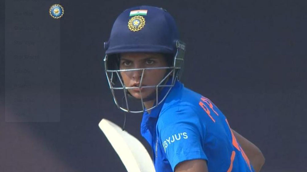 অনেকেই হয়তো জানেন না, অনেক আগেই প্রিয়া জাতীয় দলের জার্সি গায়ে চাপানোর সুযোগ পেয়েছিলেন। তাঁর খেলা দেখে বিসিসিআইয়ের এক উচ্চপদস্থ কর্তা তাঁকে জাতীয় দলে খেলতে সুযোগ দেওয়ার কথা বলেছিলেন।