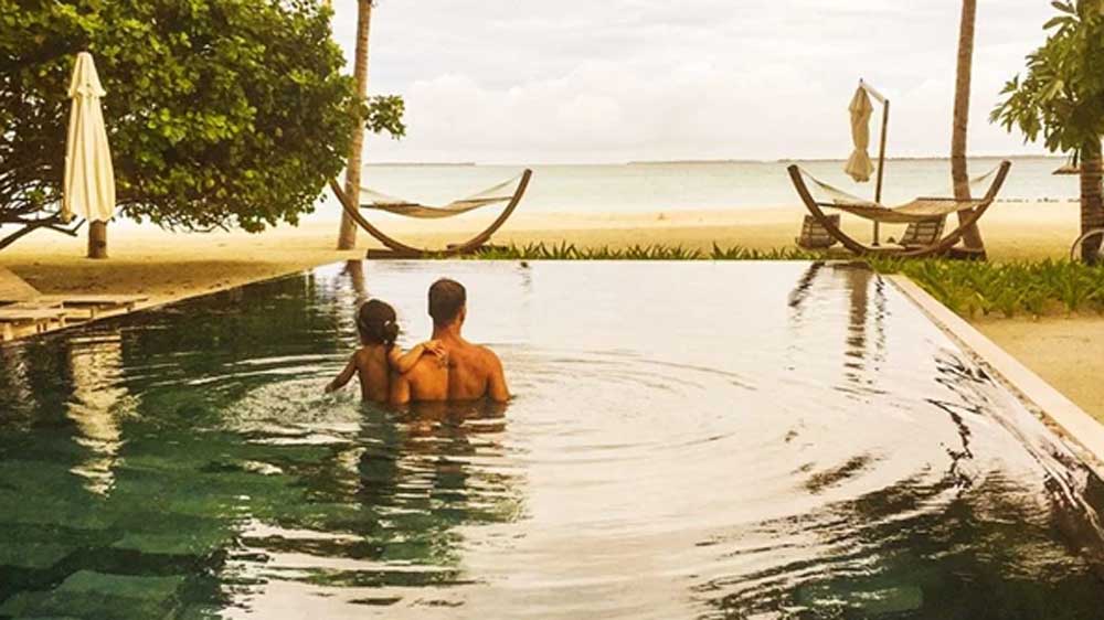 এই সময়ে কী করেন অক্ষয় কুমার?  চলে যান গোয়া। অনেকেই জানেন না, গোয়ায় অক্ষয়ের নিজস্ব বাড়ি আছে।