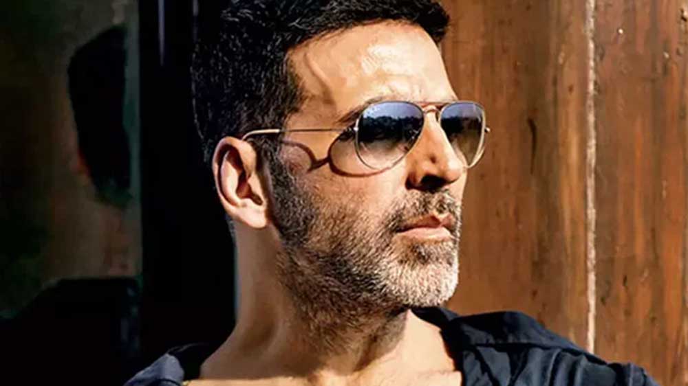 অনেক বছর আগে পর্তুগিজ স্টাইলের একটি ভিলা কিনেছিলেন গোয়ায়। যার দাম পড়েছিল ৫ কোটি টাকা।